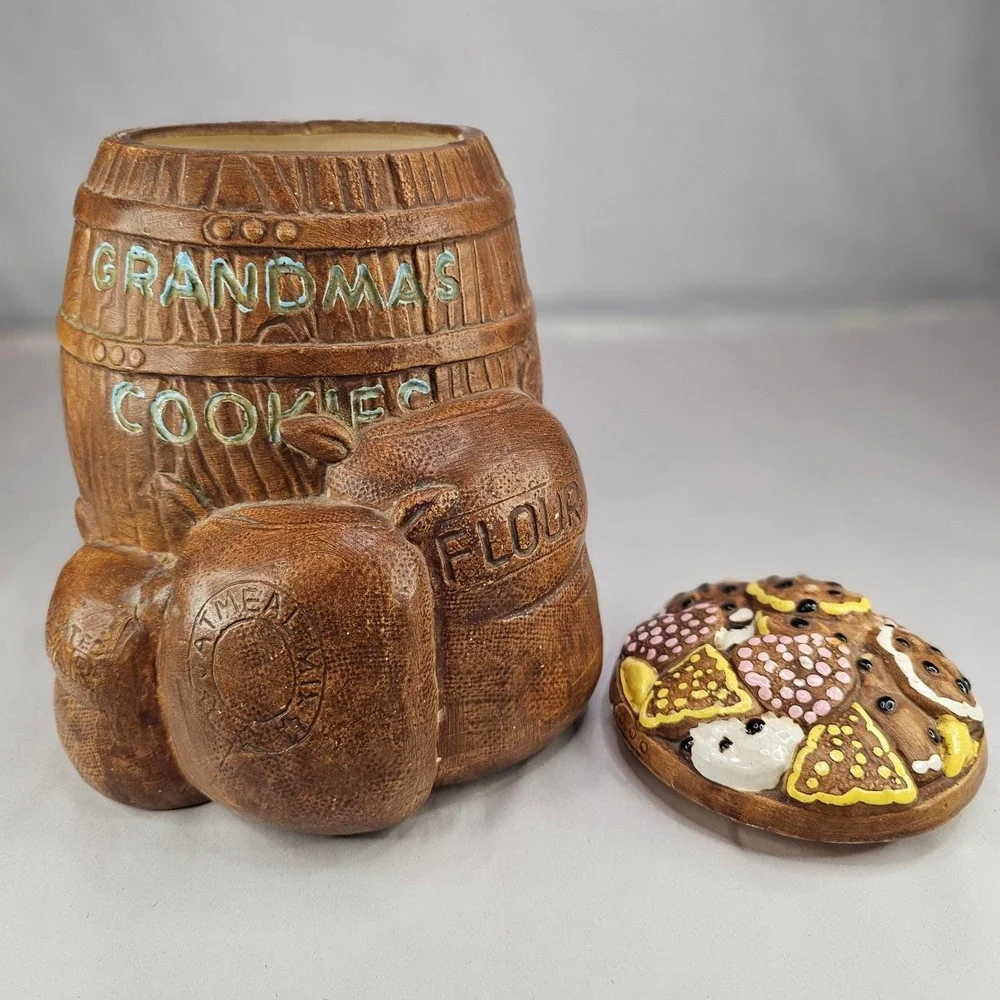 Vintage Twin Winton Grandmas Cookies Barrel Ceramic Cookie Jar Brown Handpainted